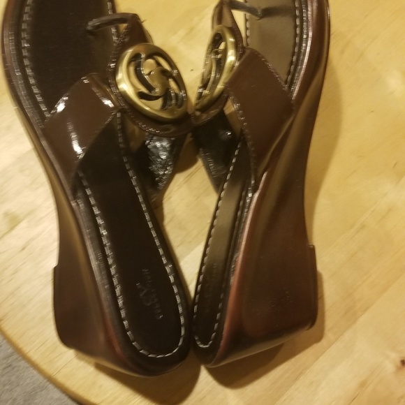 CV Collection Sandals - Picture 3 of 4